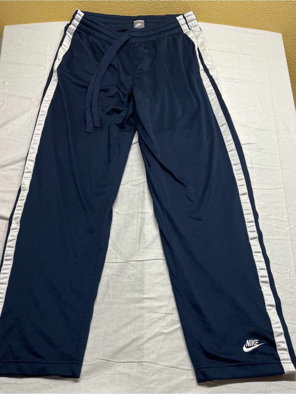 Nike Navy Blue Sweatshirt with White Logo Tag